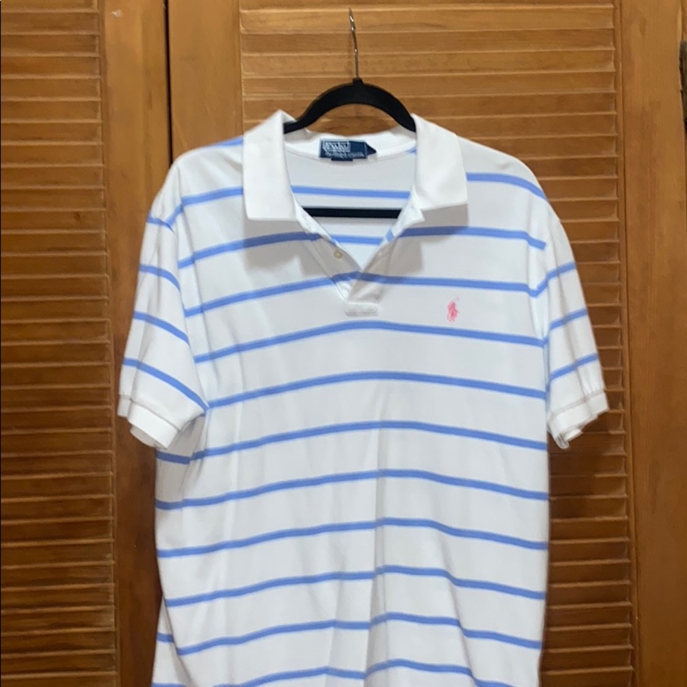 Polo - Picture 2 of 4